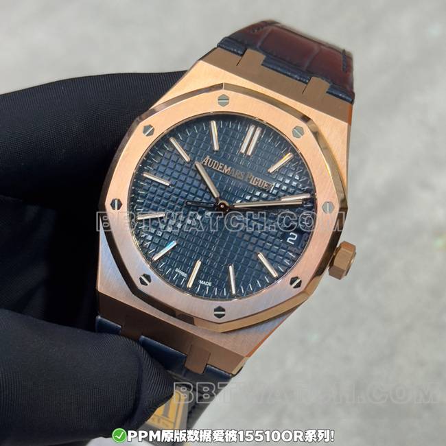 最优复刻手表PPM厂皇家橡树爱彼蓝盘玫瑰金皮革表带正面实拍图