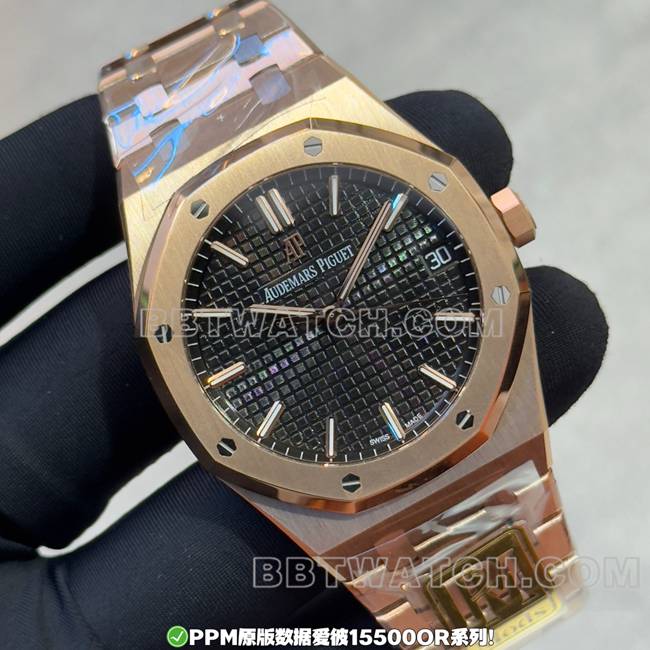 最佳复刻手表PPM厂皇家橡树爱彼黑盘玫瑰金钢表带15500正面实拍图