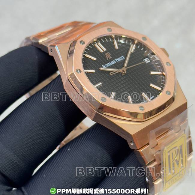 最佳复刻手表PPM厂皇家橡树爱彼黑盘玫瑰金钢表带15500侧面实拍图