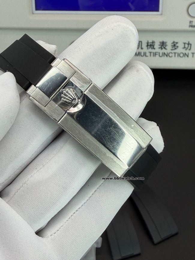 顶级复刻手表劳力士Clean厂迪通拿灰盘4131机芯表带实拍图