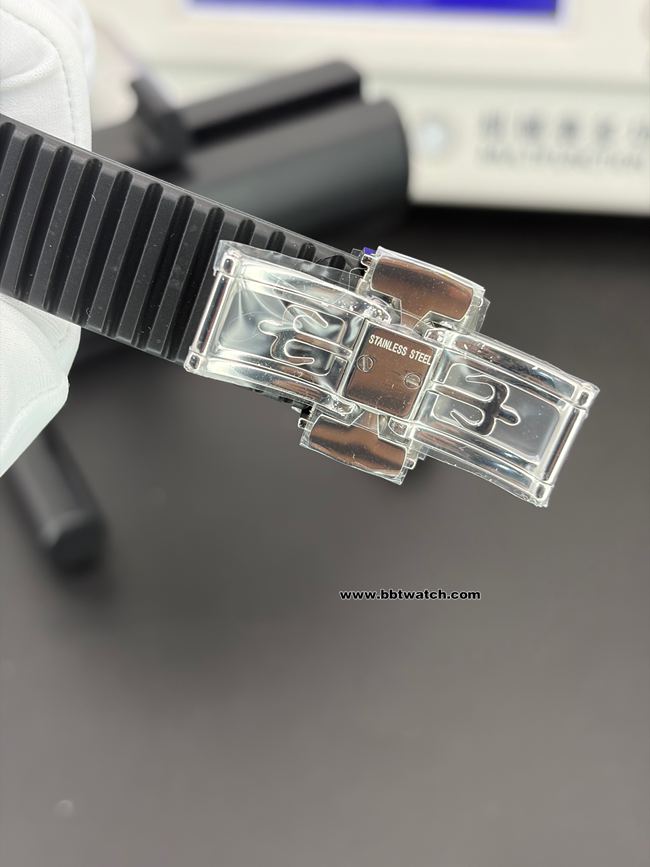 顶级复刻手表3K手雷百达翡丽黑盘橡胶表带5167表扣实拍图