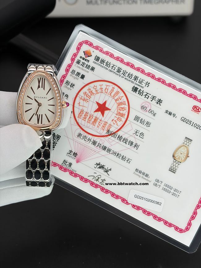 顶级复刻手表原单宝格丽SERPENTI银白盘石英103143正面实拍图