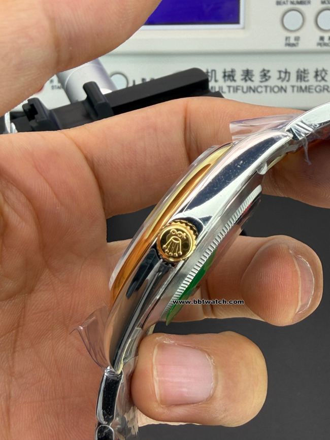 顶级复刻手表Clean厂蚝式恒动劳力士灰盘41毫米3230侧面实拍图