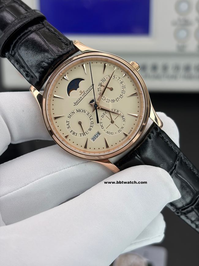 顶级复刻手表VR厂积家超薄大师米色表盘万年历正面实拍图