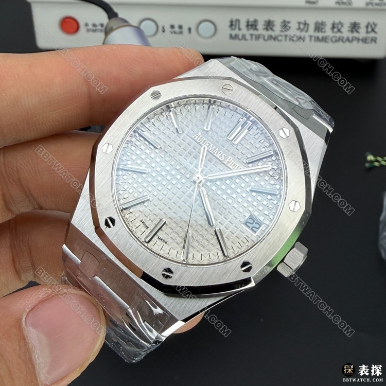 最优复刻手表DDF厂皇家橡树爱彼银盘15510正面实拍图