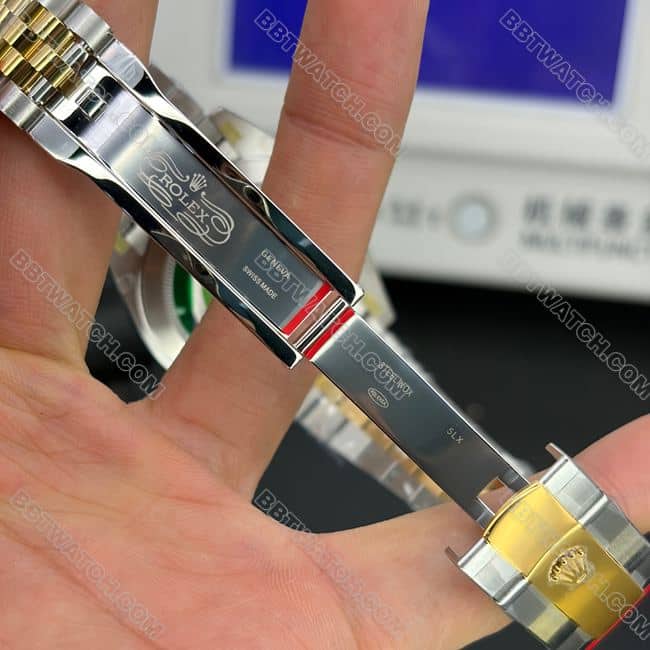 顶级复刻手表日志Clean厂劳力士41毫米金盘间金钢带表扣实拍图