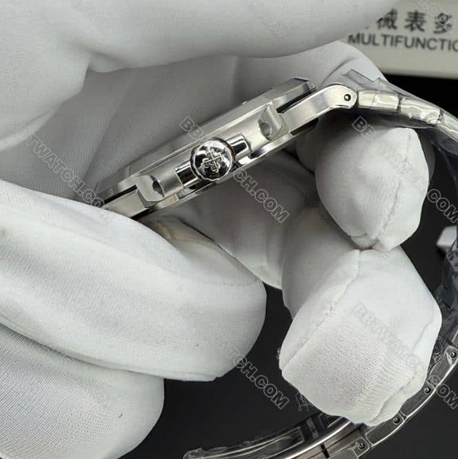 顶级复刻手表DDF厂鹦鹉螺百达翡丽银白盘5711侧面实拍图
