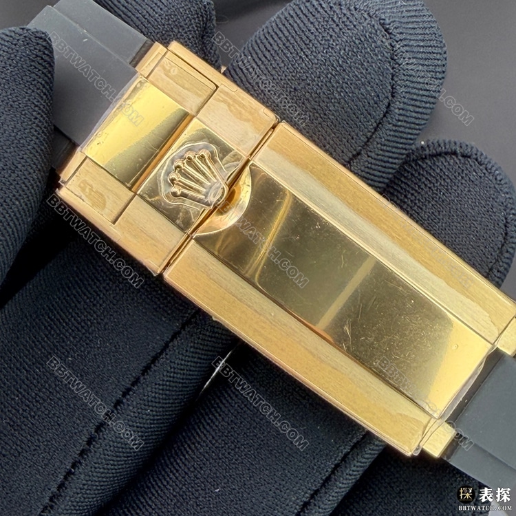 顶级复刻手表VS厂迪通拿劳力士金盘4131机芯表带实拍图