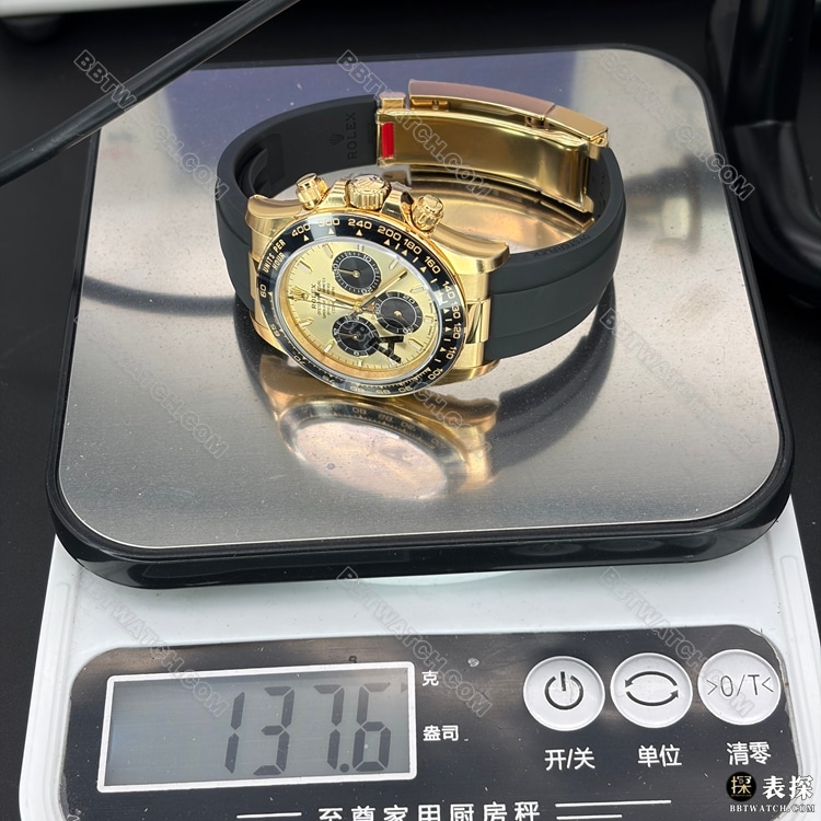 顶级复刻手表VS厂迪通拿劳力士金盘4131机芯重量实拍图