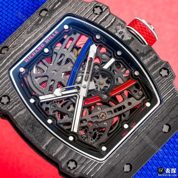 最优复刻手表RICH厂理查德米勒黑壳蓝色表带RM 67-02正面实拍图