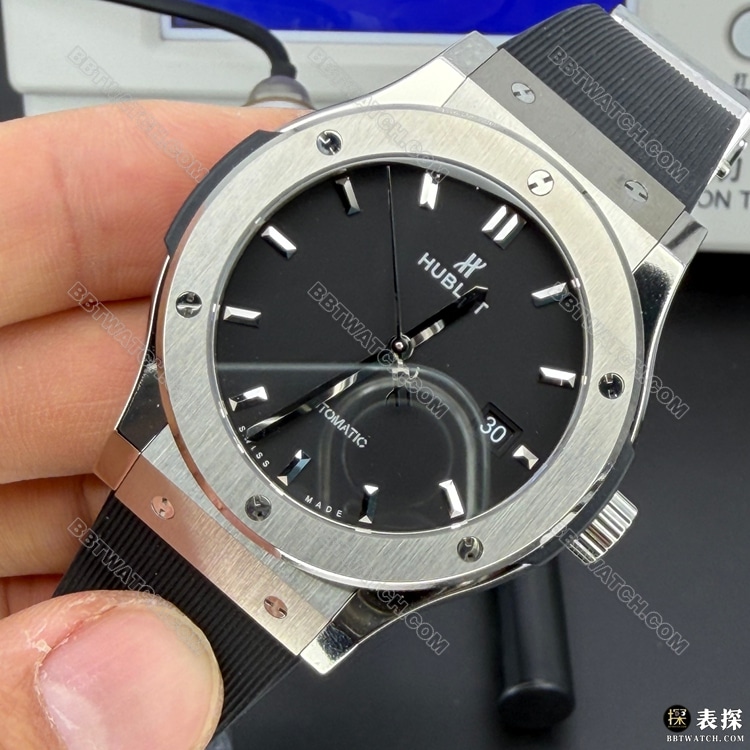 顶级复刻手表JJZ厂经典融合宇舶黑盘542.NX.1171.RX正面实拍图