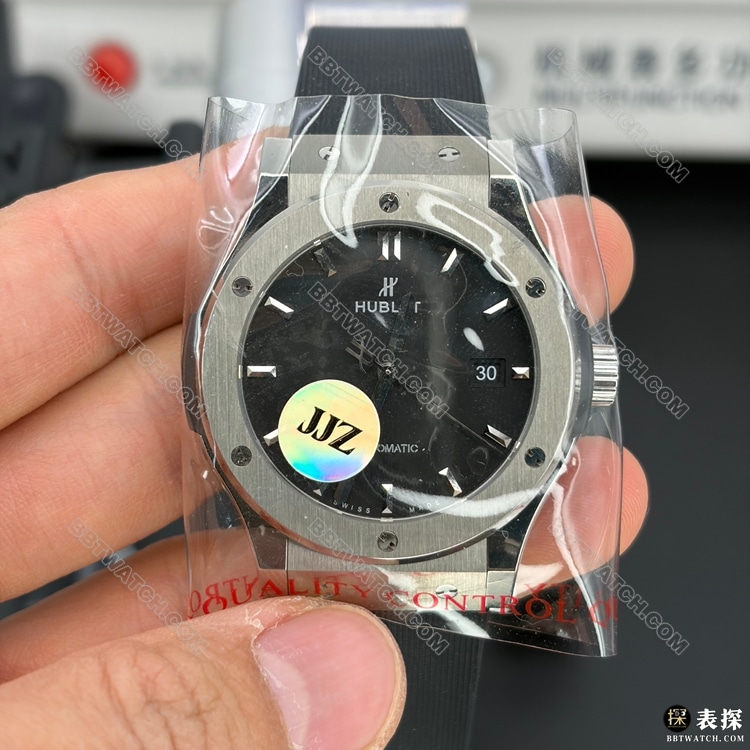 顶级复刻手表JJZ厂经典融合宇舶黑盘542.NX.1171.RX正面实拍图