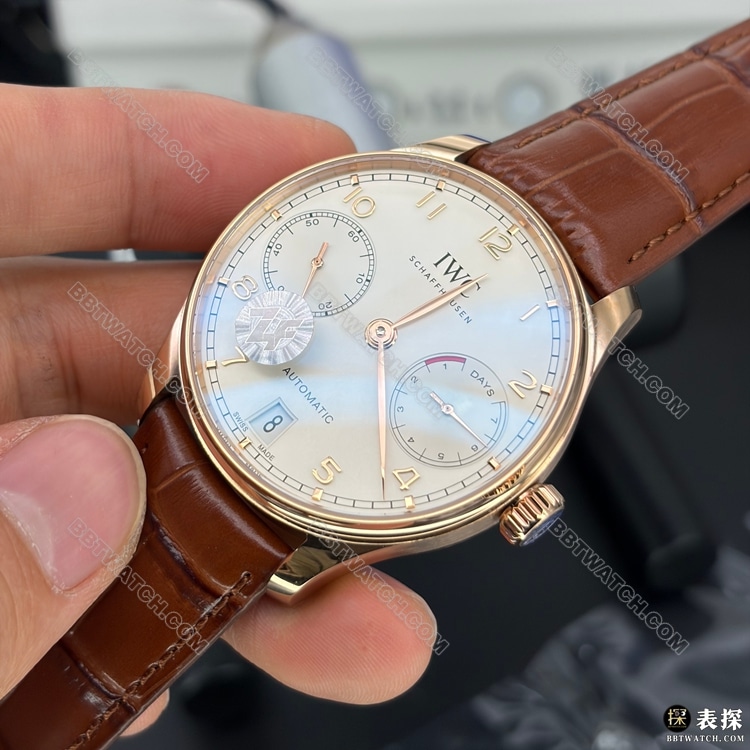 最优复刻手表ZF厂葡萄牙万国白盘IW500701正面实拍图