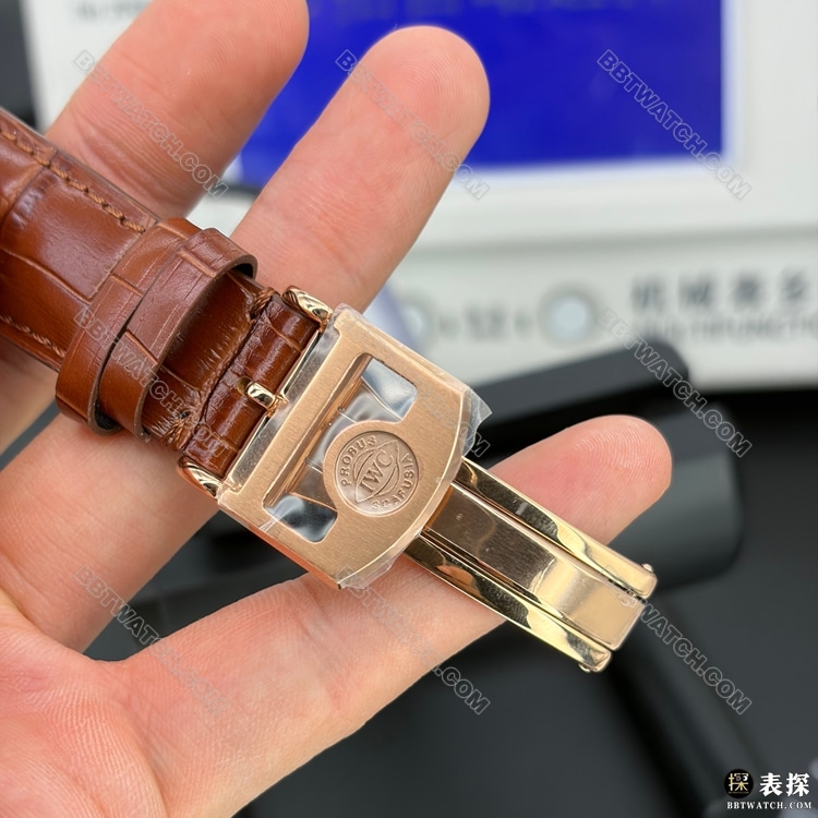 最优复刻手表ZF厂葡萄牙万国白盘IW500701表扣实拍图