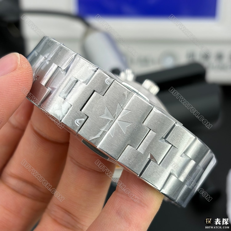 1:1复刻手表GR厂纵横四海江诗丹顿银盘双时区7920表带实拍图