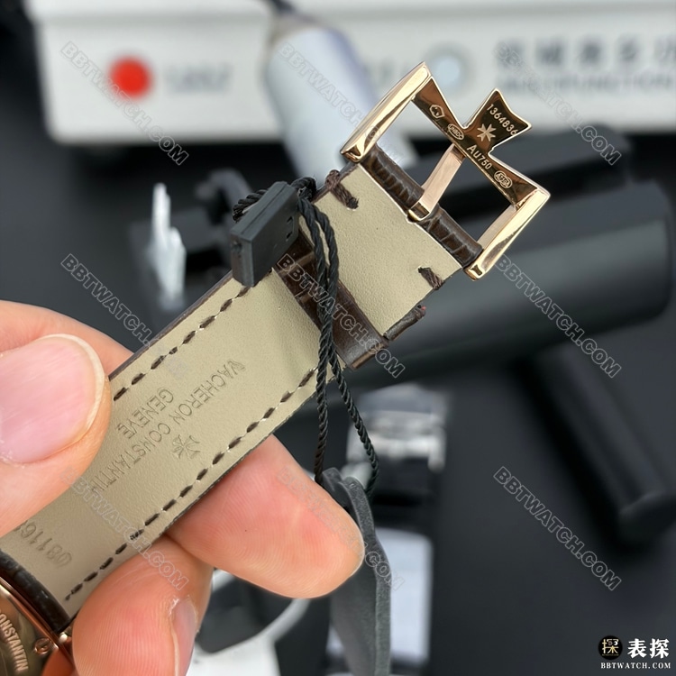 顶级复刻手表TW厂历史名作江诗丹顿银白盘82035表扣实拍图