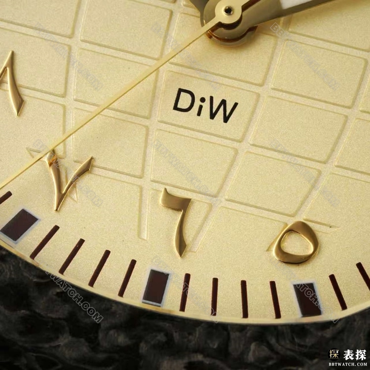 1:1复刻手表DIW厂手雷百达翡丽奶黄盘棕色表带5167正面实拍图
