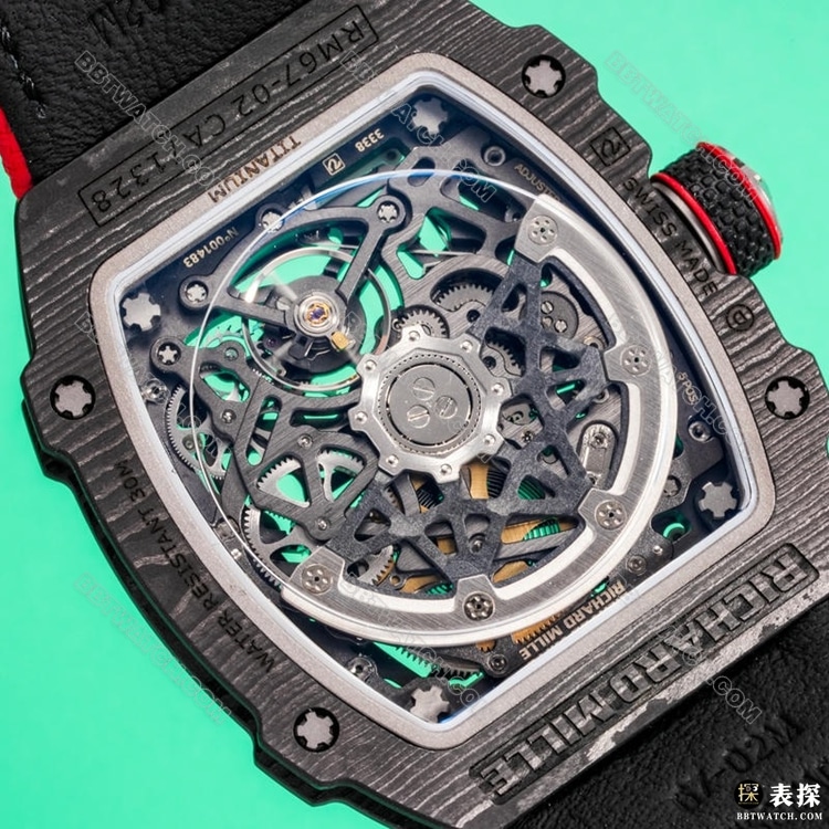 1:1复刻手表RICH厂理查德米勒黑壳红色表带RM 67-02背面实拍图