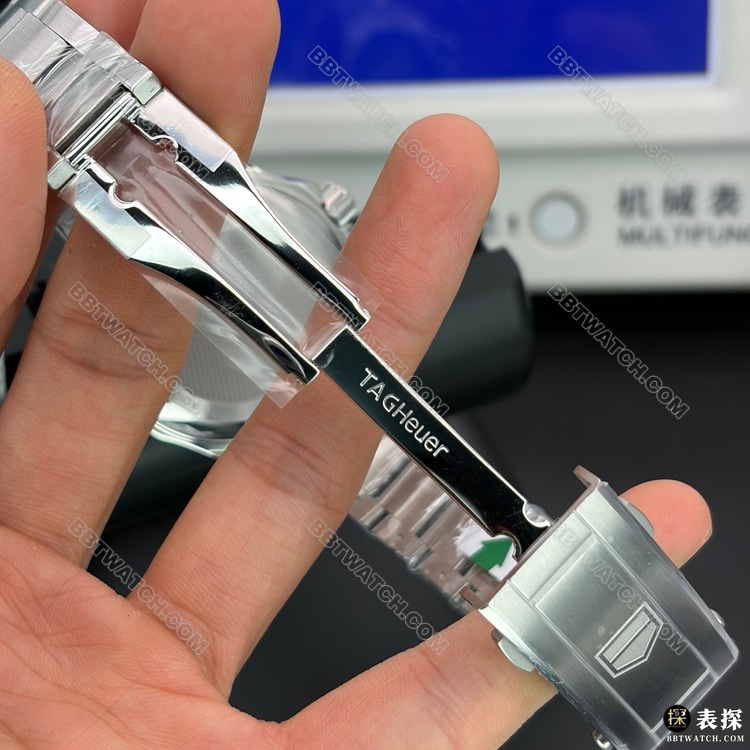 顶级复刻手表原单厂竞潜泰格豪雅银灰盘钢带款表扣实拍图