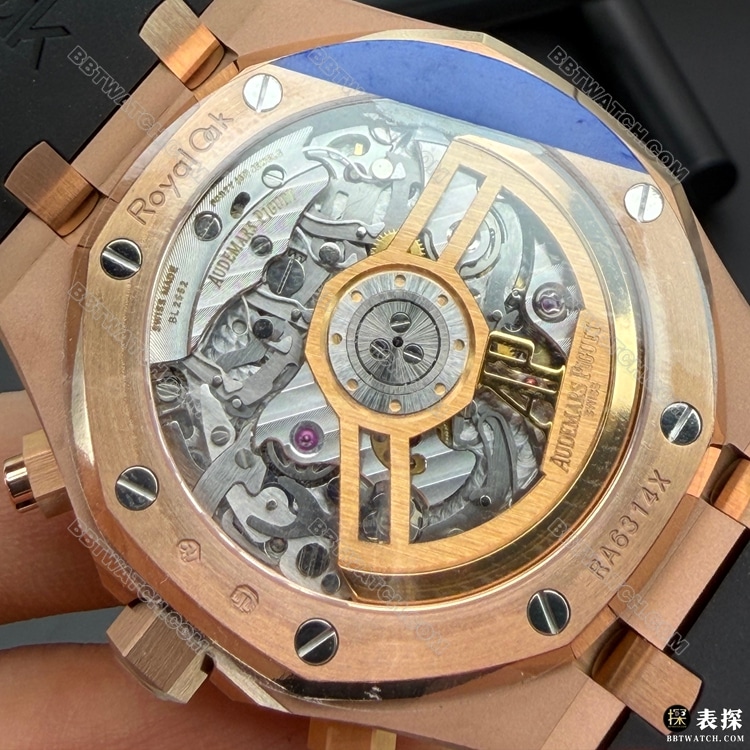 爱彼皇家橡树超级克隆手表APS厂黑盘橡胶表带26240背面实拍图